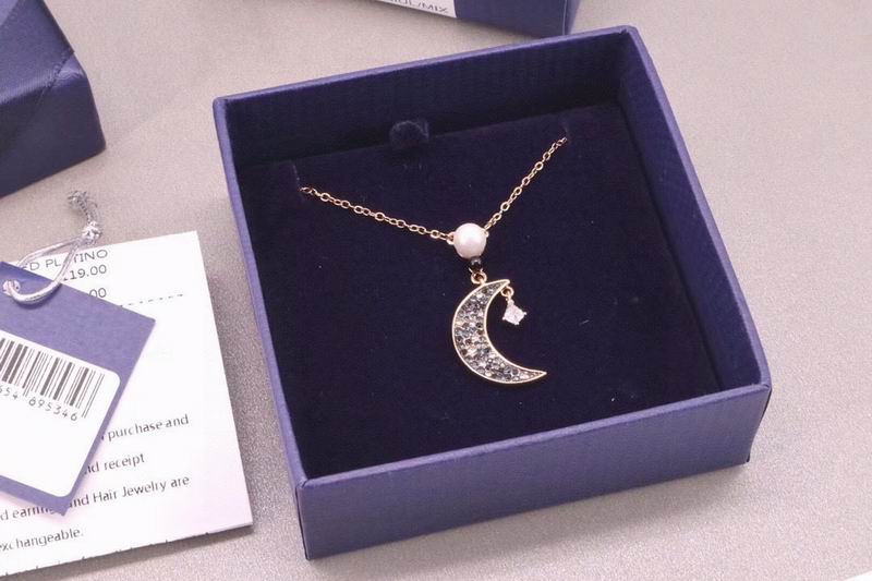 Swarovski Necklace 03lyr67 (2)